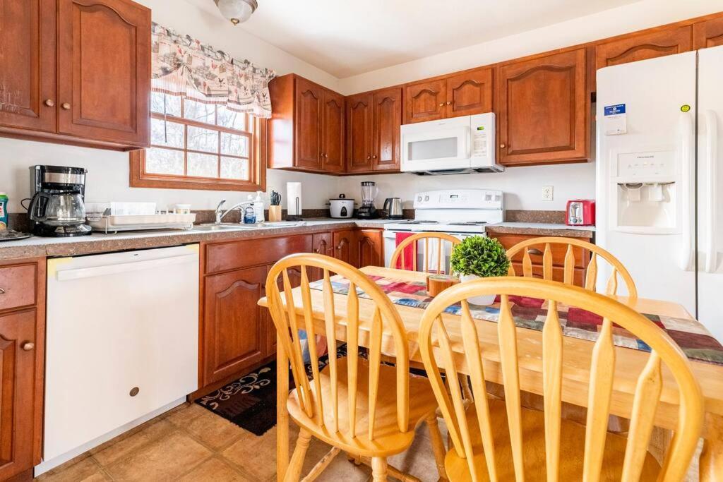 Cheerful Pocono Home Away From Home Albrightsville Zewnętrze zdjęcie